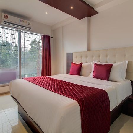 Hotel Malad Inn Opposite Malad Railway Station 孟买 外观 照片