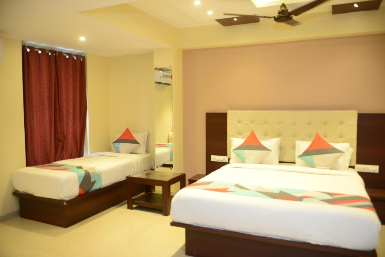 Hotel Malad Inn Opposite Malad Railway Station 孟买 外观 照片