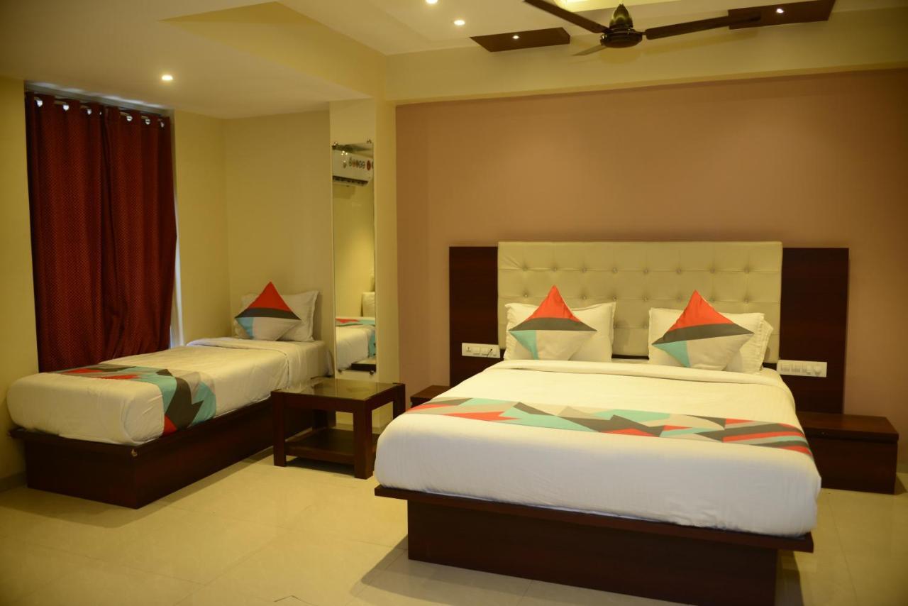 Hotel Malad Inn Opposite Malad Railway Station 孟买 外观 照片