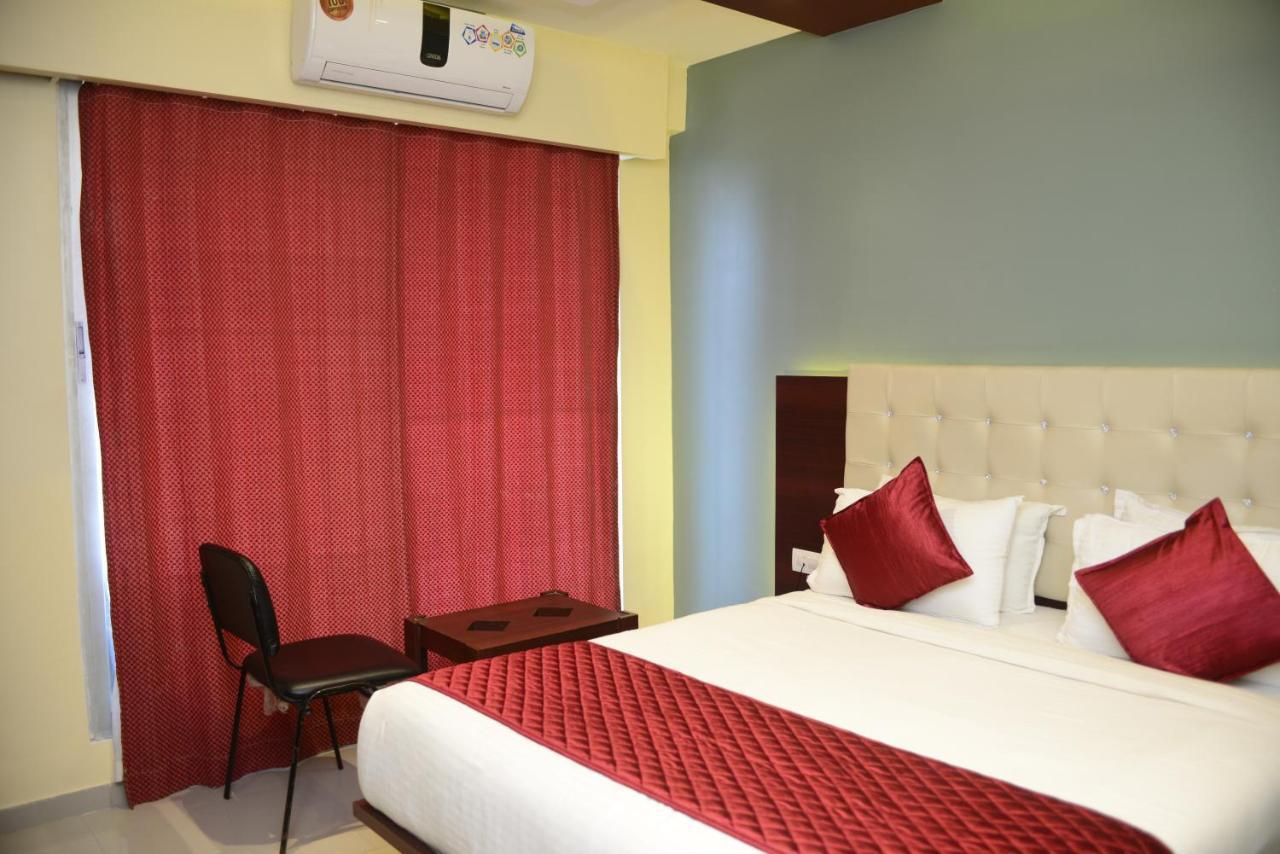 Hotel Malad Inn Opposite Malad Railway Station 孟买 外观 照片
