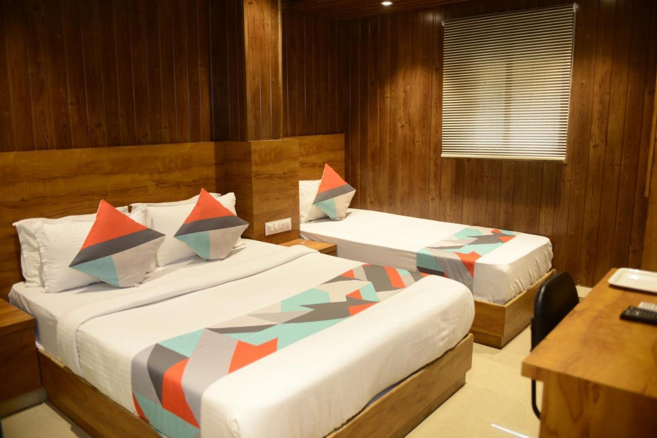 Hotel Malad Inn Opposite Malad Railway Station 孟买 外观 照片